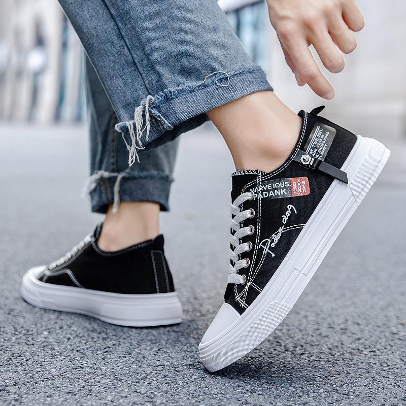 Spring 2025 new men's canvas shoes trendy street breathable board shoes men's cloth shoes sports Korean version casual shoes