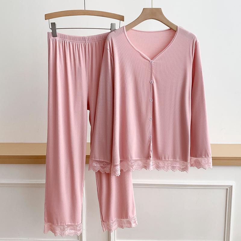 Lace Long Sleeve Pajama Set: Women's Loose-Fit Autumn/Winter Wear, Versatile for Outdoor Use.
