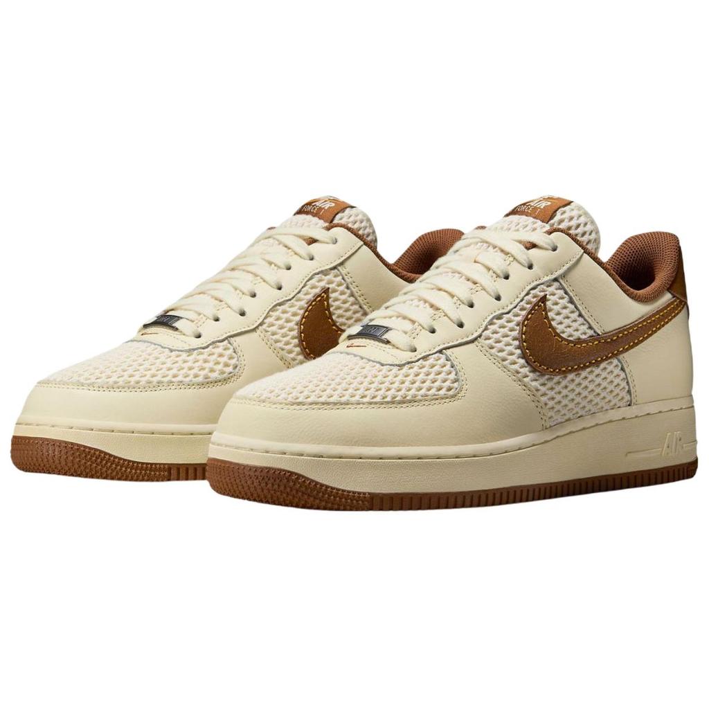 Nike Air Force 1 07 LV8 Kokosové mléko Světle britská hnědá Pánské tenisky Krémová Kaňonově zlatá IB7719-113