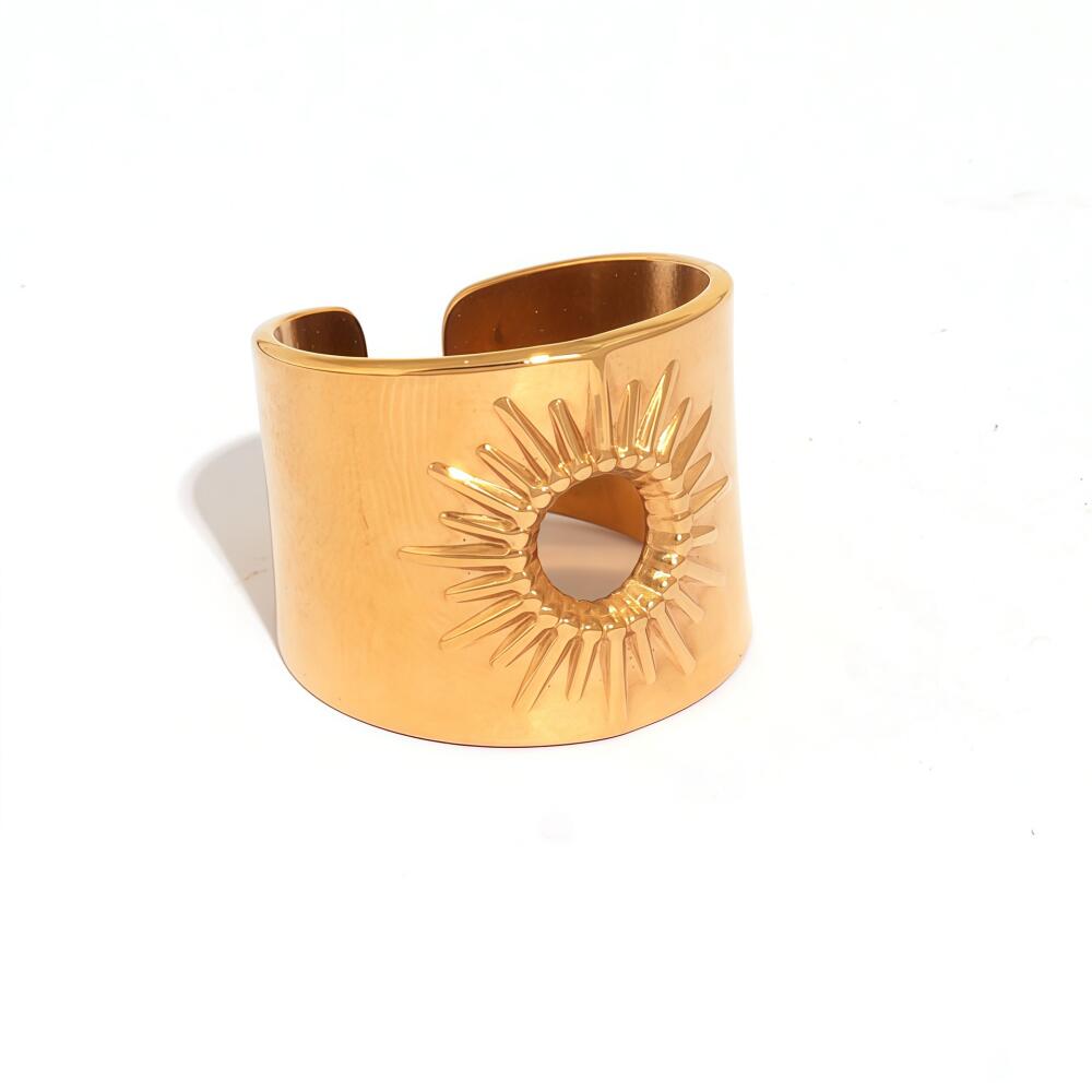 Stainless Steel Gold Color Rings For Women Men Vintage Waterproof Hollow Sun Rings Ladies Jewelry For Daily Wear Vacation