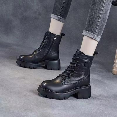 Martin Boots Damen Britischer Stil Kurze Stiefel 2025 Herbst und Winter Neu Koreanische Version Samt Verdickt Vielseitige Plateau Ritterstiefel