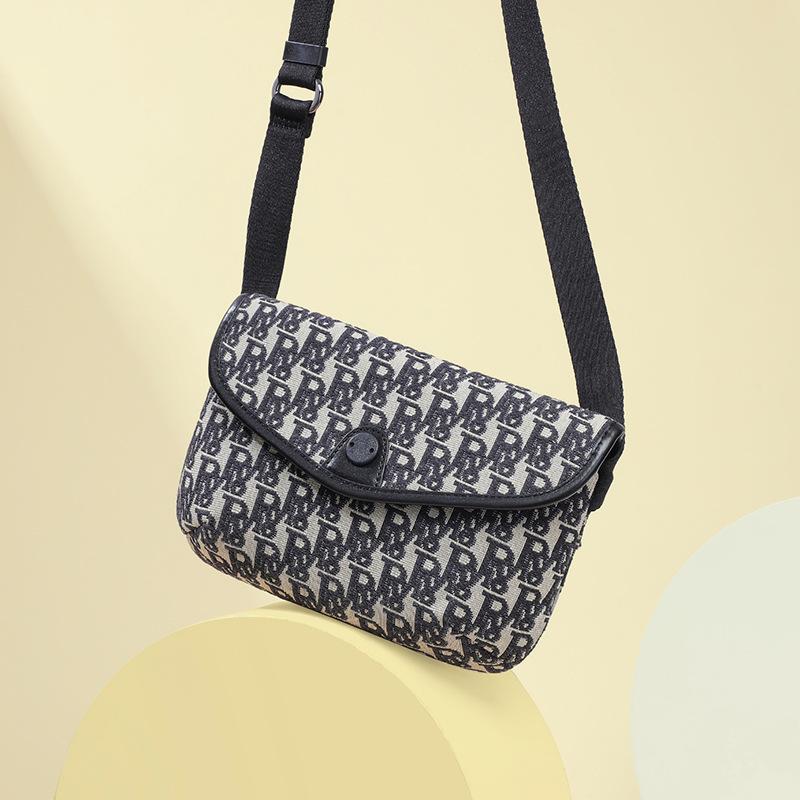 Women's Crossbody Bags Breast Bag Spring/Summer Fashion Fanny Pack Canvas Underarm Bag