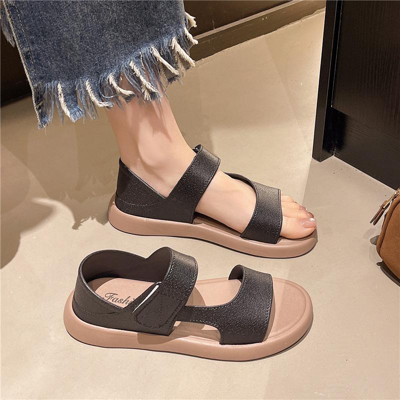 

Spring new fashion simple versatile style versatile Velcro cool slippers women s summer 40-41 (one size smaller)