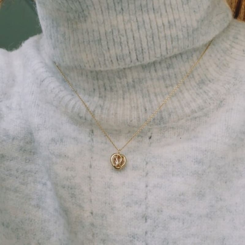 

ireheri Pretzel Necklace Gold 14K Gold Vermeil