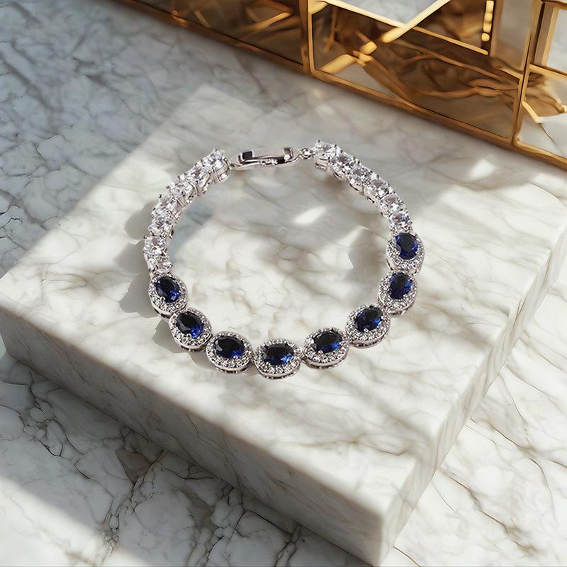 2025 Exquisites Nischen Zirkon Kristall Armband - Süß, Funkelnd und Luxuriös