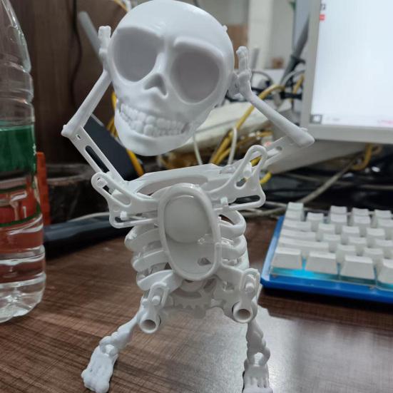 Kids Wind-up Dancing Skeleton Toy No Need Battery 3D Print Shaking Skull Doll Spring Clockwork Toy Desktop Decor Children Adults Birthday Gift