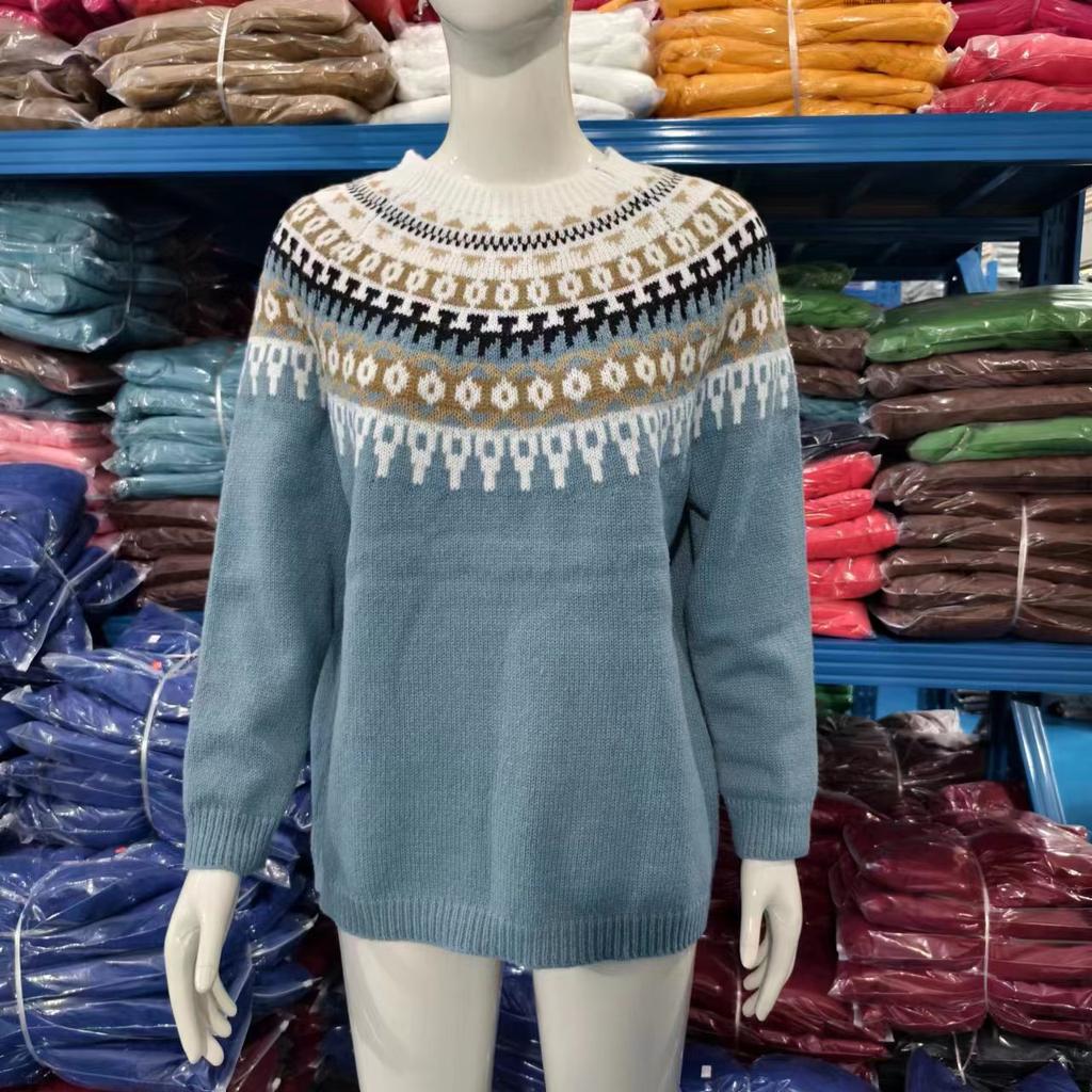 Winter Round Neck Color Blocked Loose Fashion Pullover Knitted Sweater Top For Women
