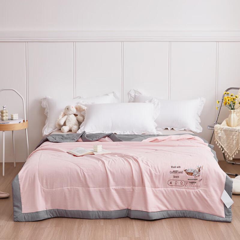 

Playboy Washed Cotton Summer Quilt