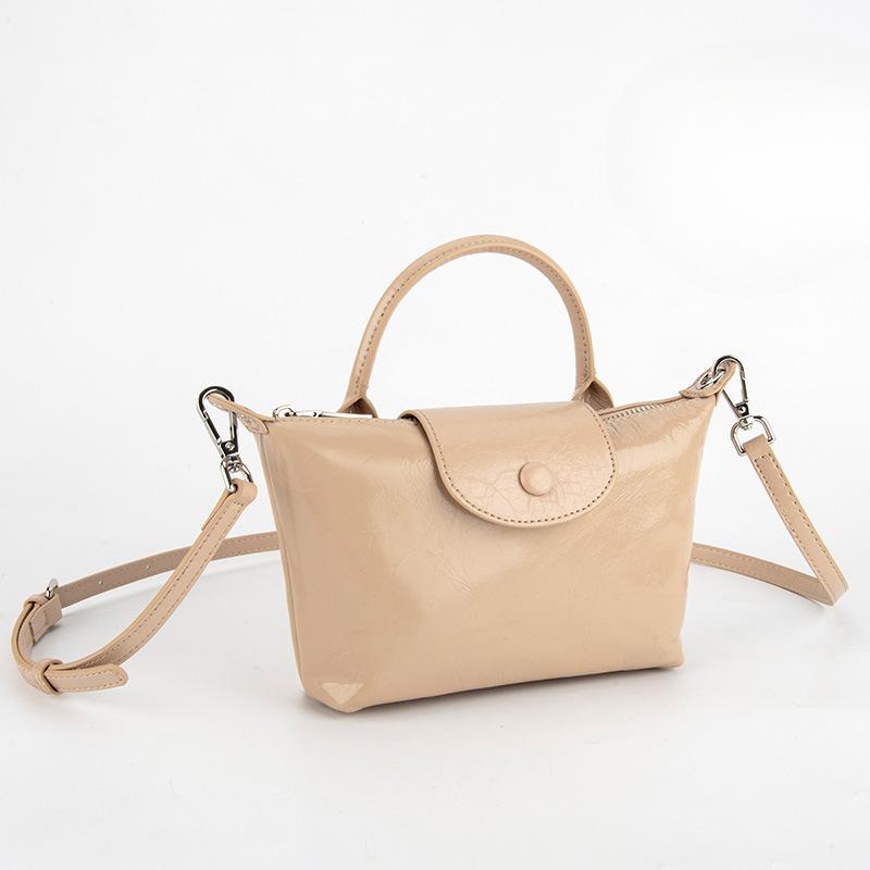 

Кожаная женская сумка, сумка через плечо на одно плечо, верхний слой кожи, универсальная, модная и повседневная маленькая квадратная сумка