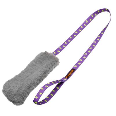 Jouet pour chien en fausse fourrure couineur violet avec sifflet. Produit authentique. Tug-E-Nuff 5006-PP