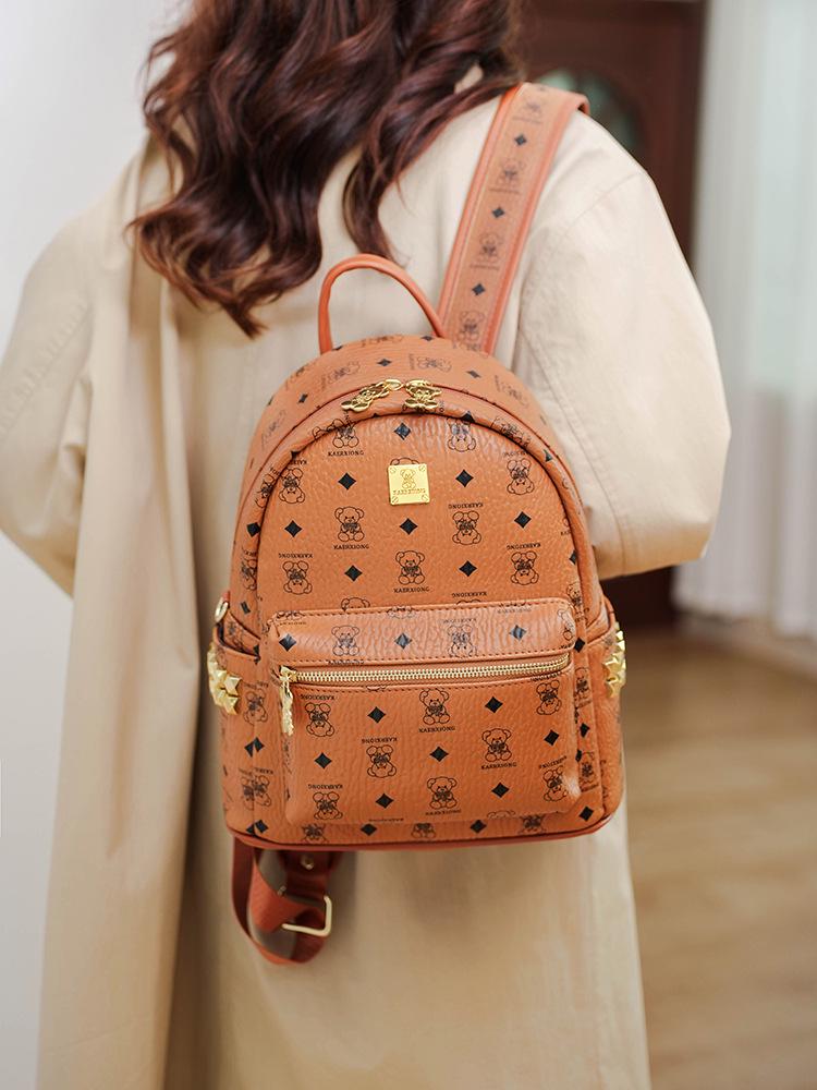 2025 Trendy Little Bear Commuting Backpack for College Girls: Versatile & Cute