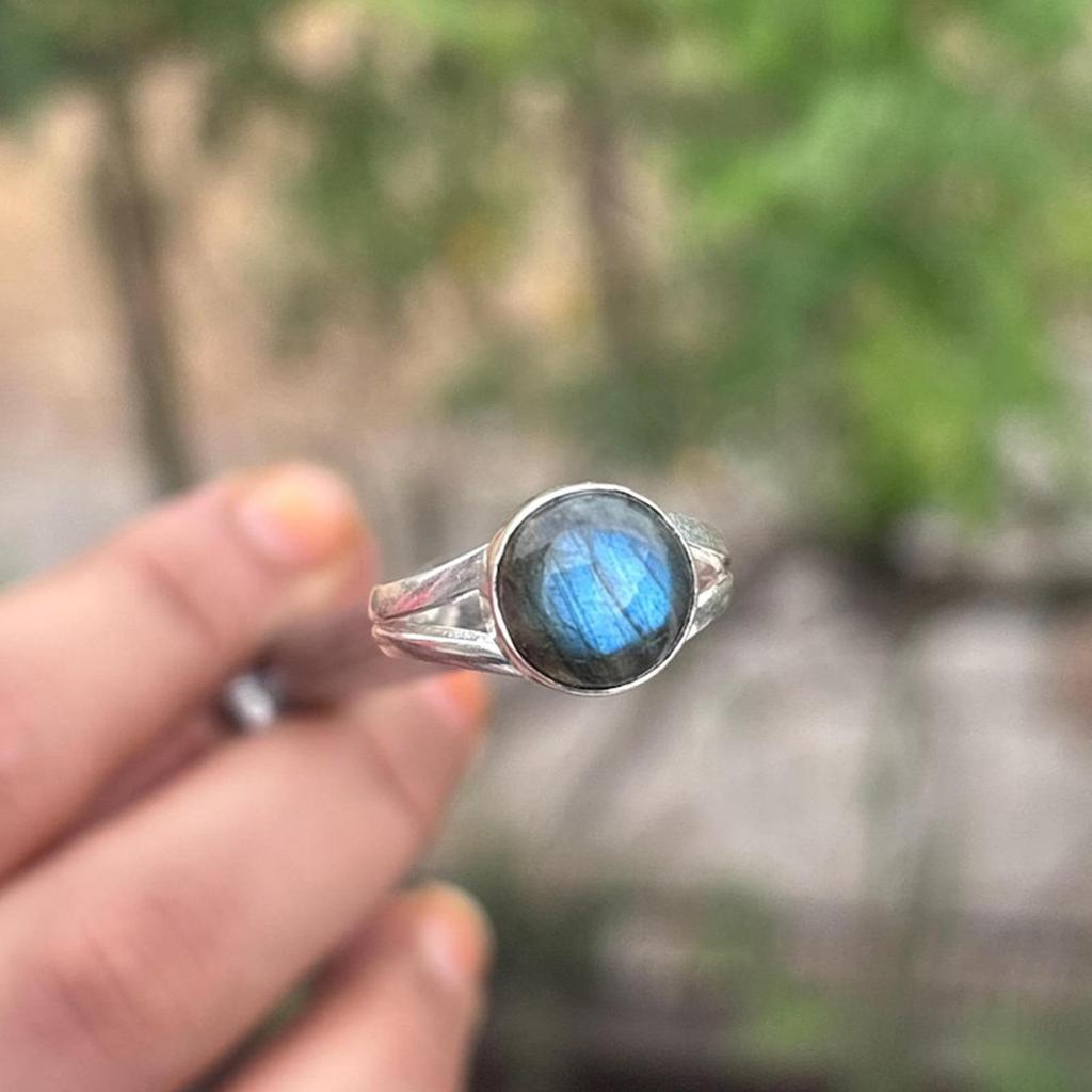 Natural Round Blue Labradorite Gemstone 925 Sterling Silver Artisan Gift Ring