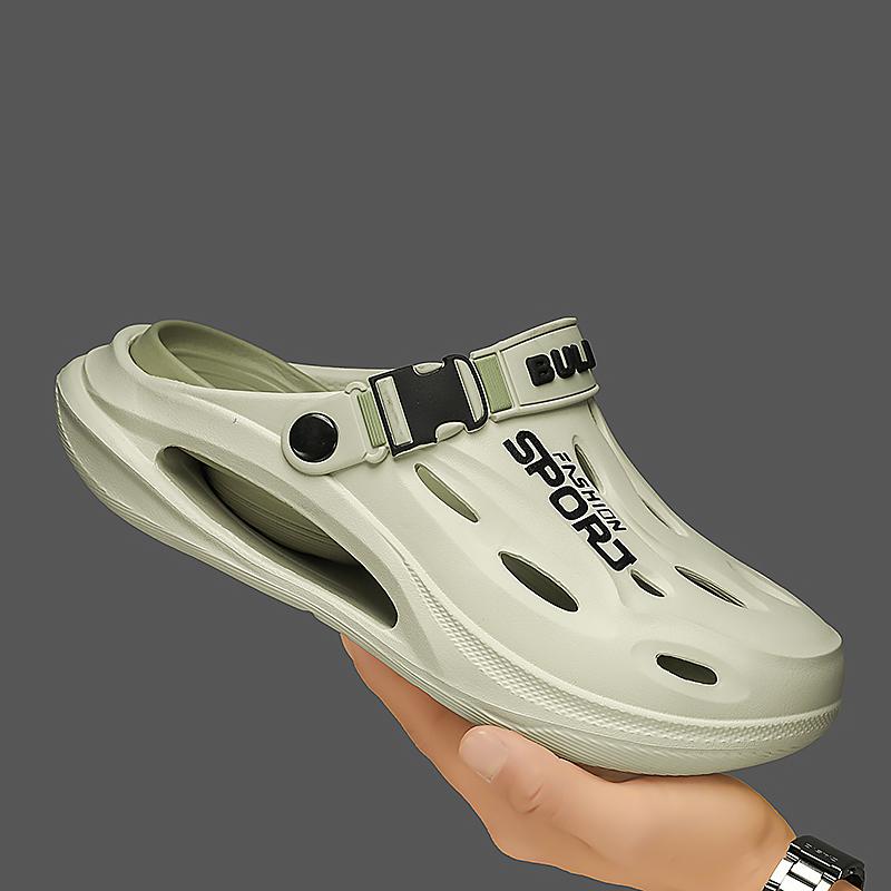 Men's Clogs Summer Wear Resistant Non Slip Sports Beach Shoes Soft Soled Comfortable Men's Shoes