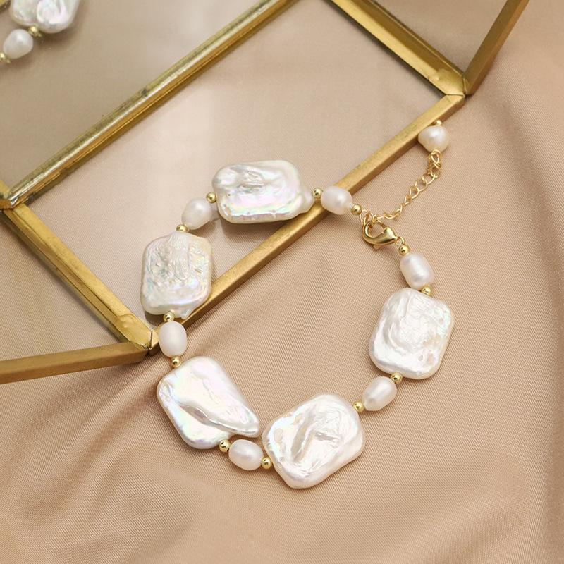 Baroque Bracelet Retro Design Bracelet Plated Real Gold High-end Niche Jewelry Light Luxury Natural Pearl Bracelet