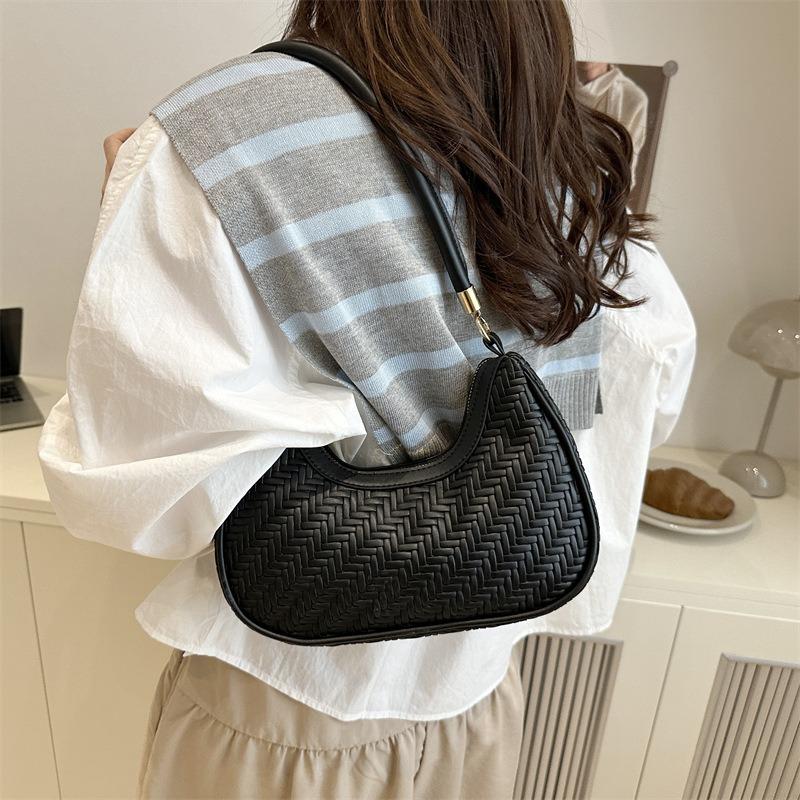 New Woven Underarm Bags New Trendy Fashion Shoulder Casual Handbags Commuter Women's Bags