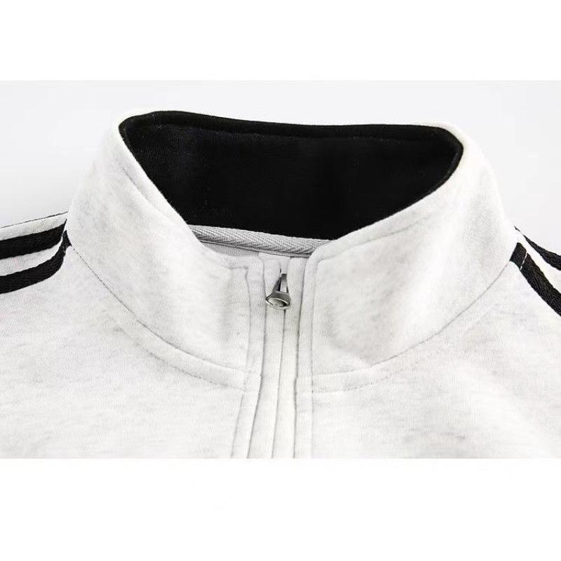 Men's Retro Sporty Style Half Zip Striped Sleeve Letter Embroidered Sweatshirt