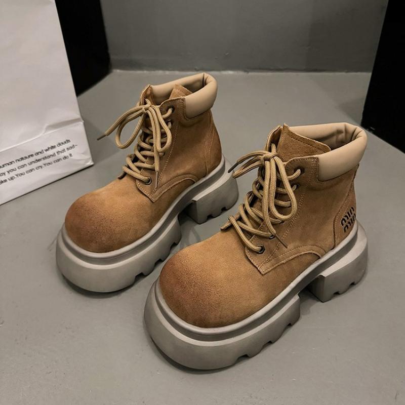 

Европейские винтажные женские осенние новые короткие ботинки в британском стиле с толстой подошвой в стиле вестерн 40