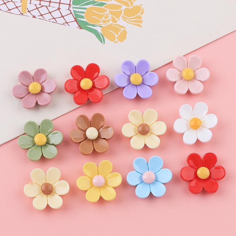 Glossy Six-Petal Flower Resin Accessory: DIY Cream Glue Phone Case Ornament, Hair Clip, and Drop Oil Headdress Material.