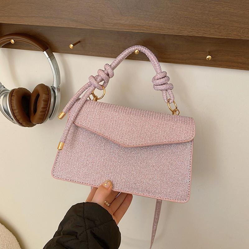 Trendy Minimalist Shoulder Bag Fashionable Handbag For Women Perfect For Spring Summer 2024