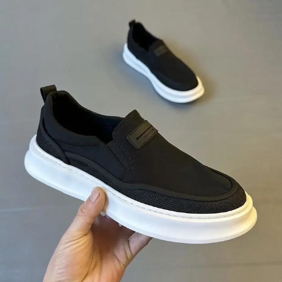 

2024 Новые мужские повседневные туфли с низким вырезом, модные, трендовые, молодежные повседневные спортивные туфли, легкие, дышащие, удобные 39 чёрный