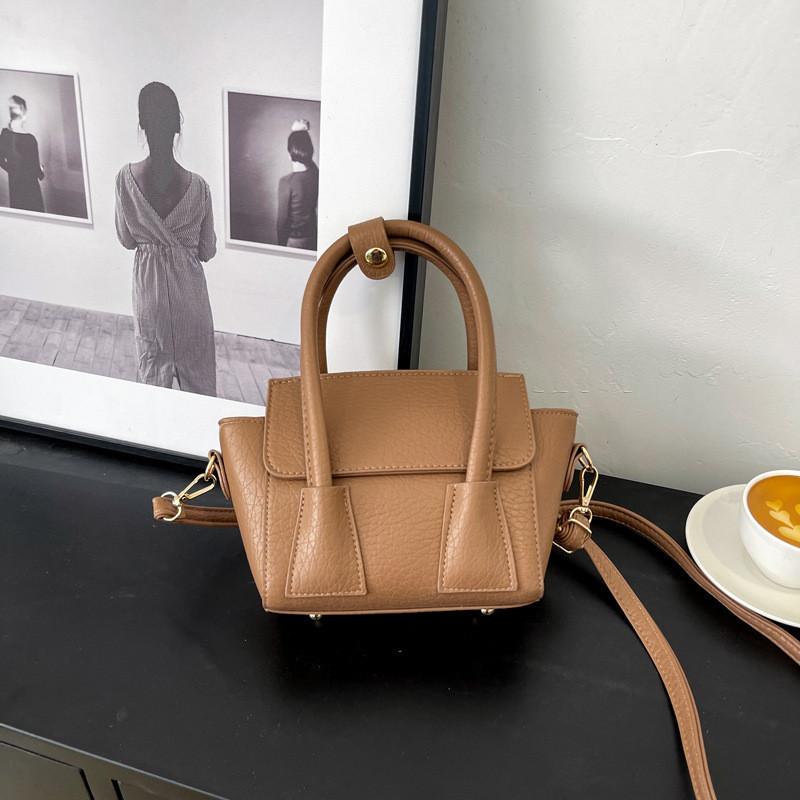 Stylish Single Shoulder Crossbody Bag With Chic Texture And Retro Vibes хаки