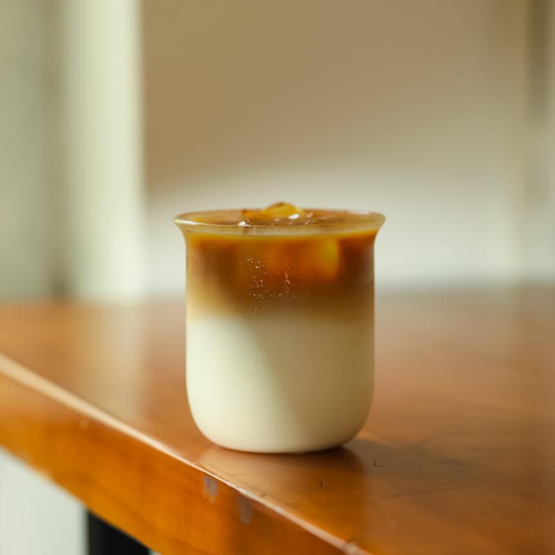 

ins Style Glass Cup Heat-resistant Thickened Drinkware Transparent Tea Juice Milk Coffee Mug Home Water Glasses Mug Cocktail 310ML