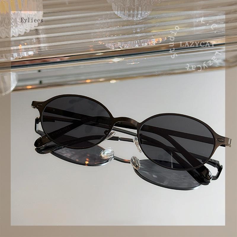 

Ретро Мода Металл Панк Квадратные Солнцезащитные Очки Женские Мужские Дизайнер Бренда Трендовые Синие Линзы Маленькие Овальные Солнцезащитные Очки УФ