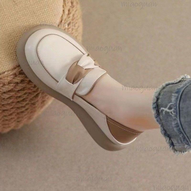 Fashion Round Toe Women's Flat Shoes Casual Korean Style Ladies Footwear Soft Sole Slip On Loafers Size35 40 Mocasines Mujer Sandalias