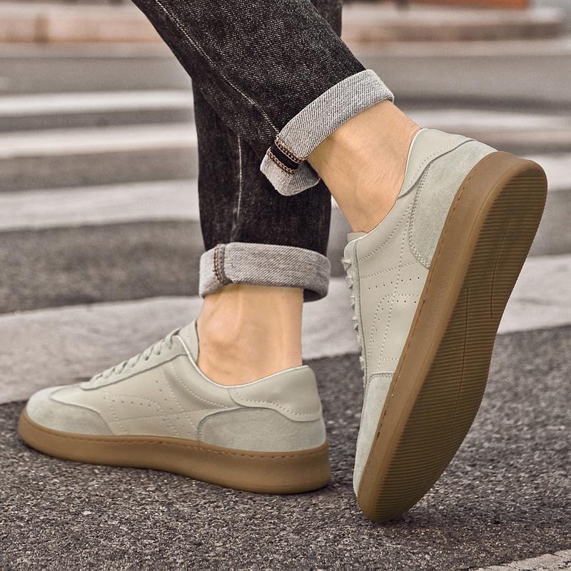 Fashion Designer Men Leather Casual Shoes Lace-up Men Lightweight Comfortable Soft Walk Sneakers Driving Flats Men Outdoor Oxfords Shoes
