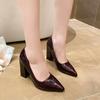 Dámské lodičky 2025 jaro a podzim nové korejská verze silný podpatek vysoký podpatek špičatá špička lehká pusa lakovaná kůže lesklá kůže černé pracovní s