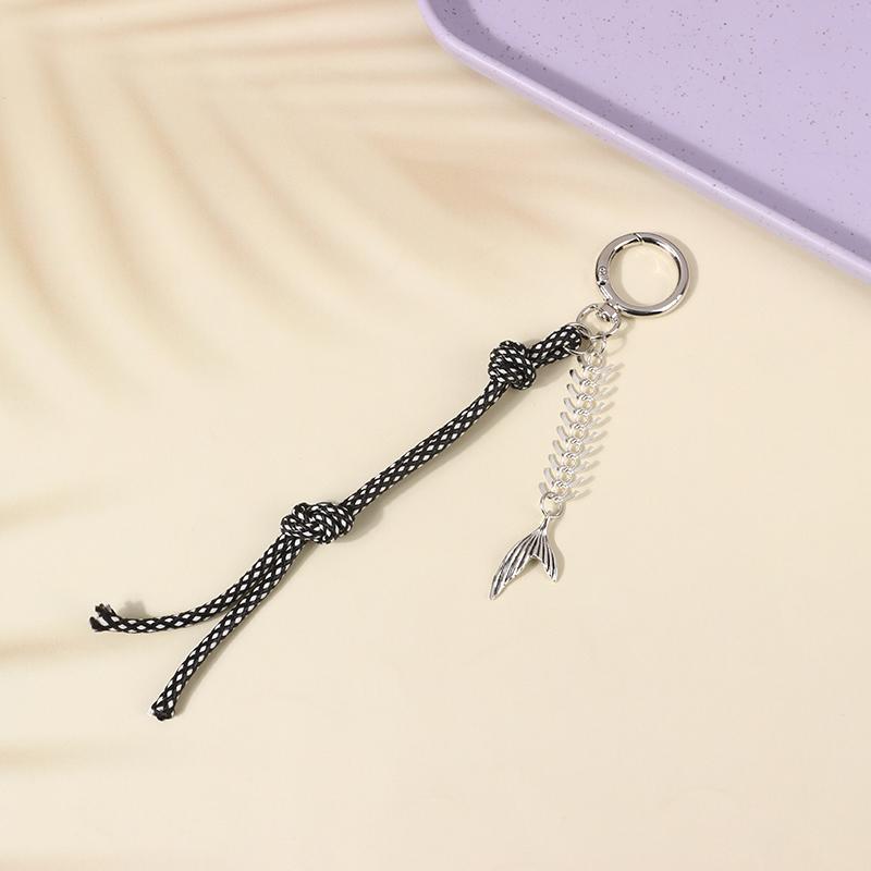 Y2K Punk Fishbone Fishtail Pendant Keychain Vintage Creative Braided Rope Keyring  Bag Charm Bag Key Accessories