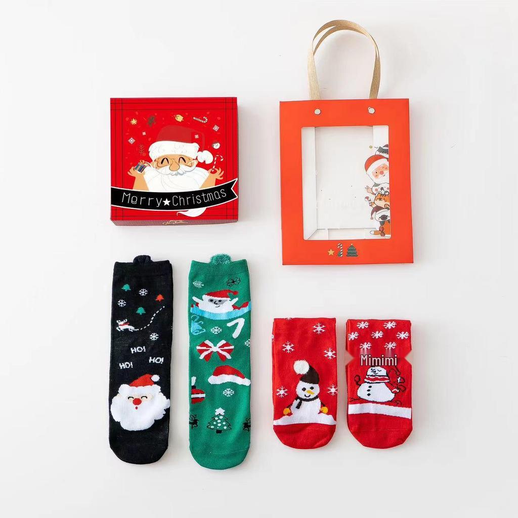 3D Cartoon Christmas Stocking Gift Set: Cute Mid-tube Women’s Socks for Autumn & Winter