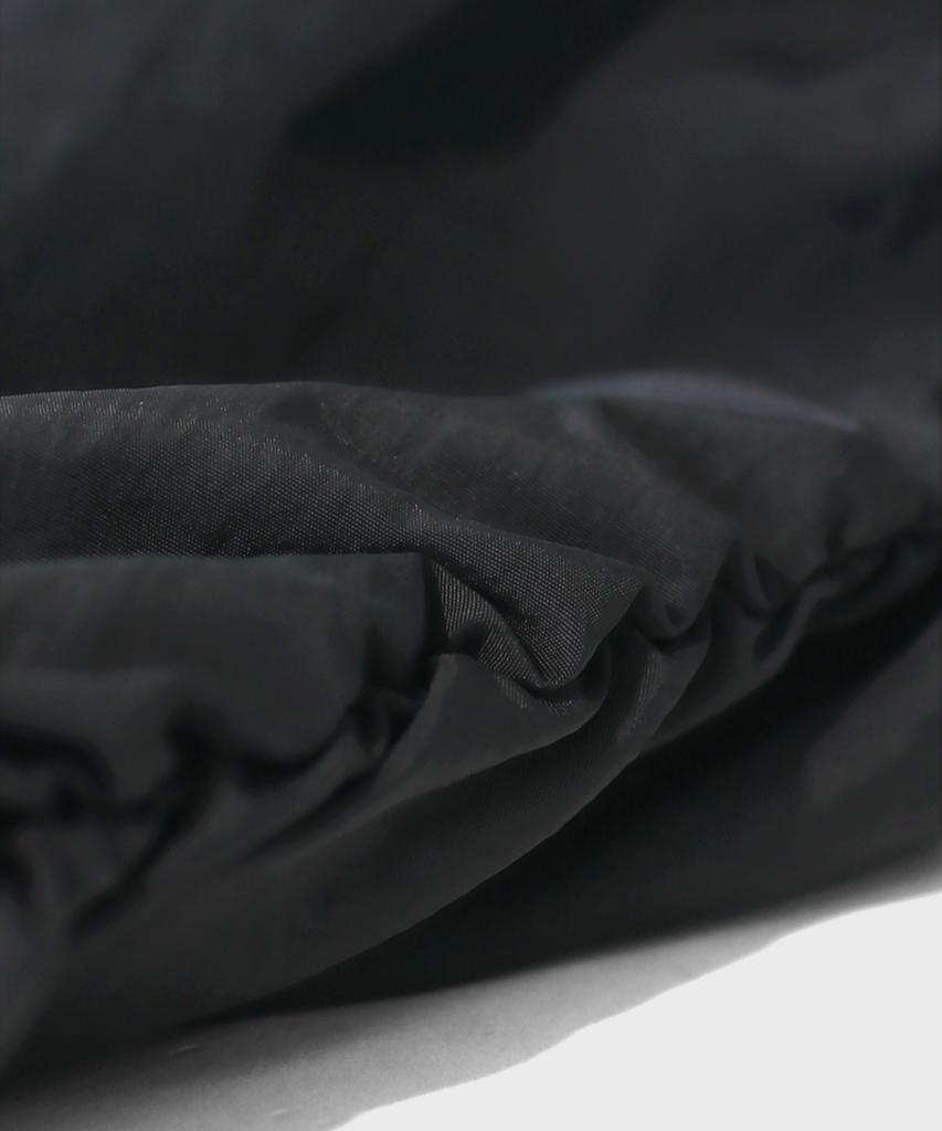 Maseumaluljeueopaeleol Essential Parasuit Shirring Cargo Pants_Black