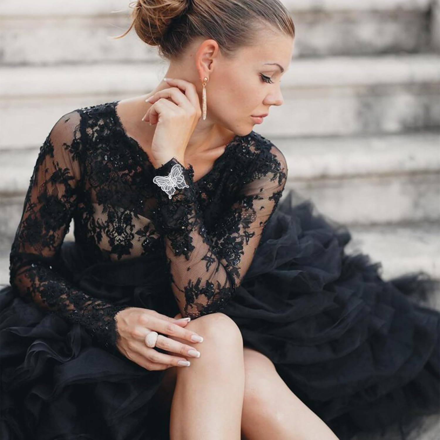 

24 шт. Белые двухслойные бабочки, пришивные нашивки, кружевные вышитые аппликации бабочек, пришивные/приутюживаемые нашивки для свадебного платья, шитья, рукоделия, DIY