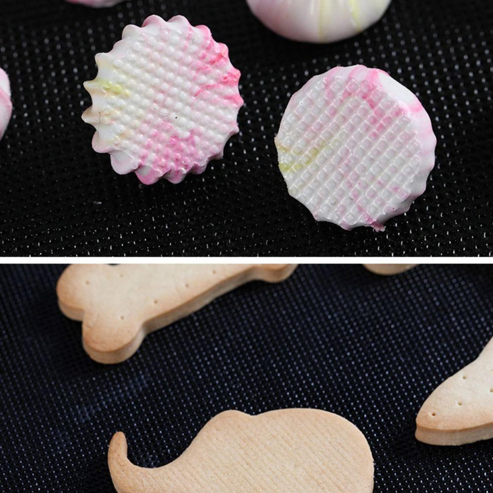 1/2Pcs Reusable Perforated Silicone Baking Mat Heat-resistant Breathable Macaroon Puff Baking Mat Practical Multi-functional