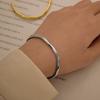 Htpwe Stainless Steel Irregular Möbius Ring Glossy Lava Bracelet Women 18k Gold Couple Holiday Gift Bracelet Party Daily Zircon