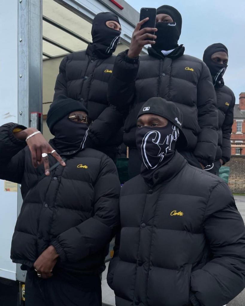 Korrigiert: Corteiz Alcatraz Hip Hop Kapuzenjacke aus Baumwolle mit gesticktem Schriftzug - Trendiger Amerikanischer Stil Mantel