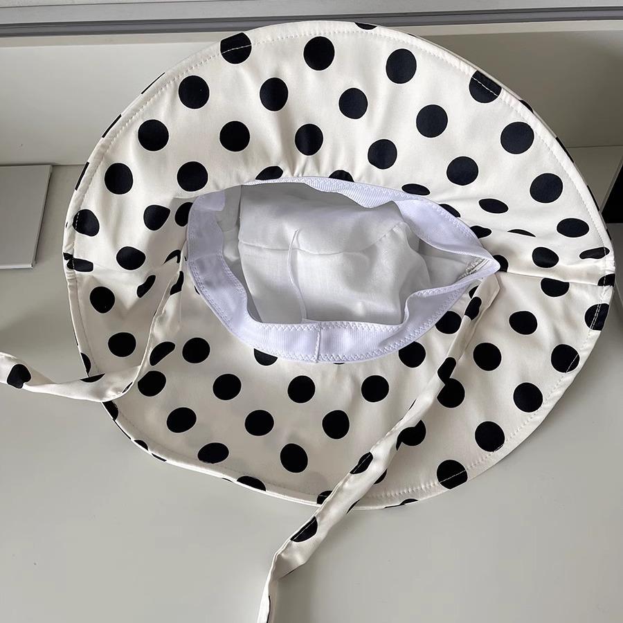 Sweet and Cute Polka Dot Tie-up Red Bucket Hat for Women, New Summer Vintage French Street Sun Shade Hat with Large Brim