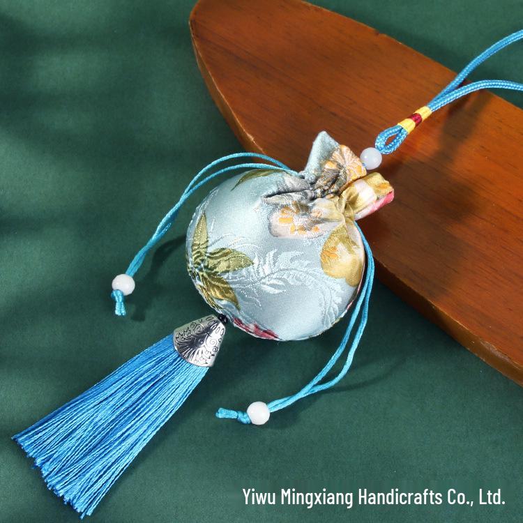 Chinese Mugwort Sachet: Traditional Herbal Mosquito Repellent Car Ornament - Dragon Boat Festival Pendant
