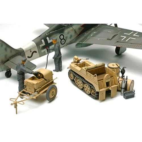Tamiya 1/48 Military Miniature Series No. 33 German Army Kettenkrad Aircraft Power Supply Vehicle Towing Set Plastic Model 32533