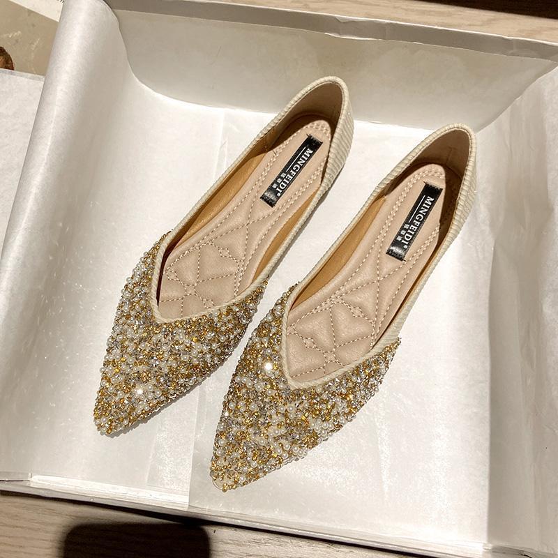 Spring and summer 2025 new pointed rhinestone single shoes women's shallow mouth flat bottom casual fairy wind ladyshoes large size women's shoes