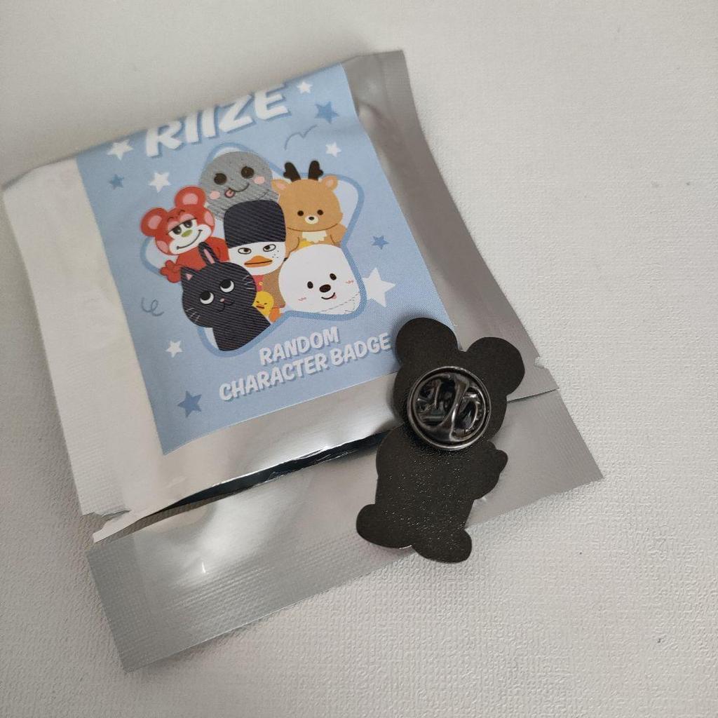 [USED] RIIZE Pop-up MD Pin Badge Rizko Shotaro