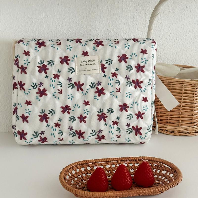 Cute Corduroy Heart Cosmetic Bags for Women Large Capacity Makeup Bag Travel Organizer