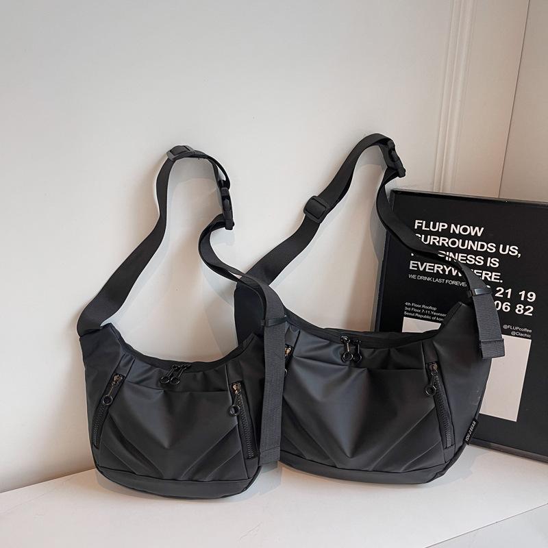 Women's Bag Commuter Crossbody Bag Shoulder Bag Large Capacity Dumpling Bag