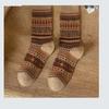 1 Pair of Autumn and Winter Retro Thick Mid Tube Socks Maillard Winter Thick American Pile Socks Mid Tube Short Socks Set