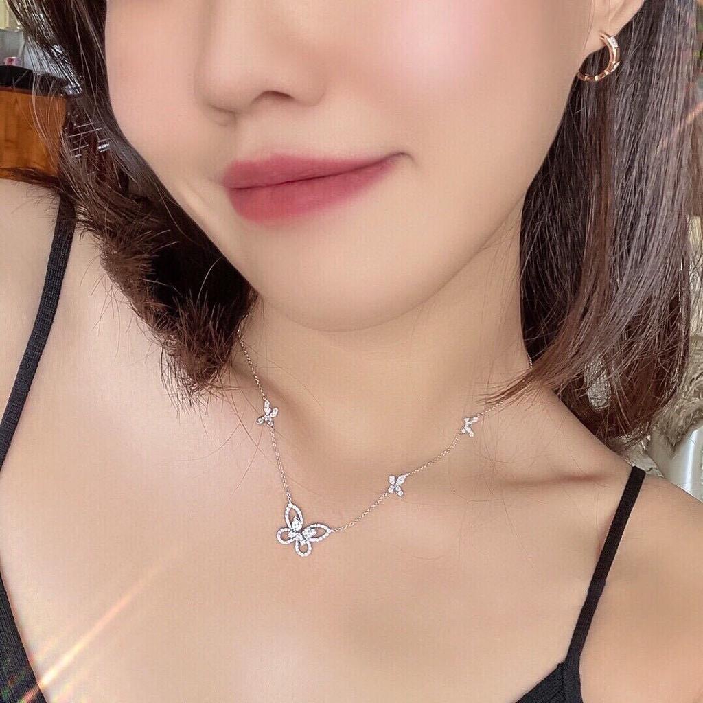 Süße, exquisite Schmetterlings-Halskette, schillernde Halskette mit Anhänger, silberfarben, Schmuck für Hochzeitsfeiern für Damen, Geschenk