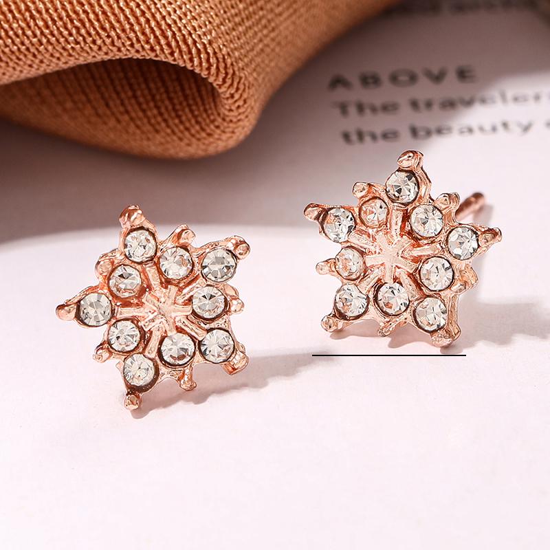 Christmas Snowflake Zircon Stud Earrings For Women Shiny Crystal Snowflake Earrings Birthday Festival Zircon New Year Gifts