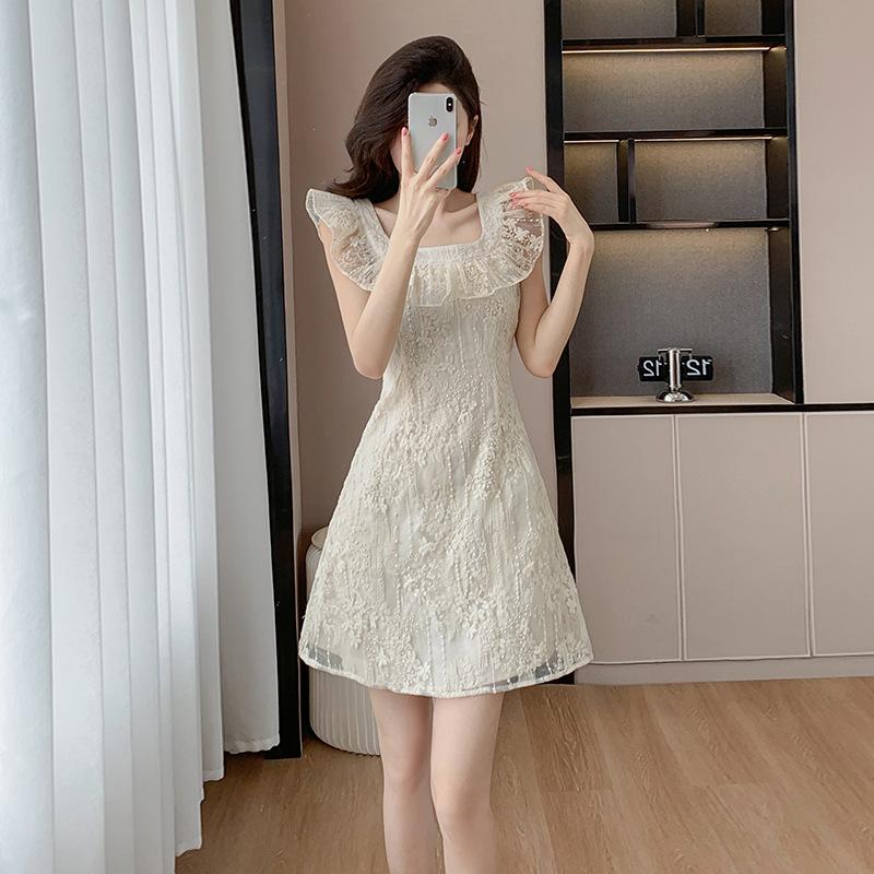 Meat Yao Morning Flower Shadow New French Lace Embroidered Lotus Leaf Edge Temperament Dress Inner Hemming Bag