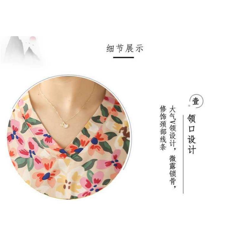 Vintage Vacation Style Enlarged Flesh Covering Thin V-neck Long Dresses