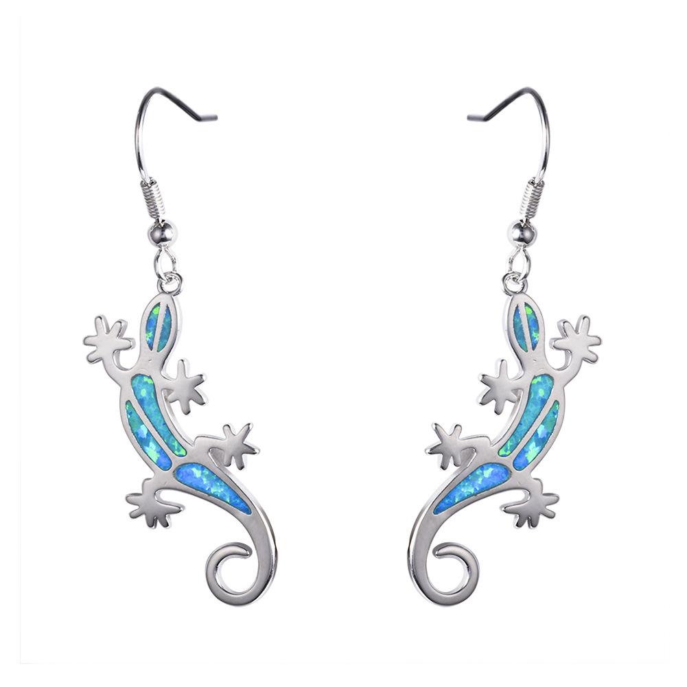 

White Gecko Shaped Earrings for Womens Fashion Accessories